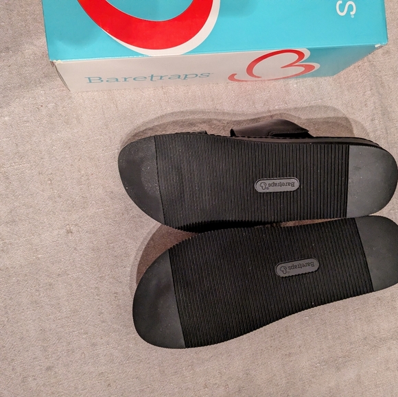 Womens Black Leather Sandals - Picture 3 of 6